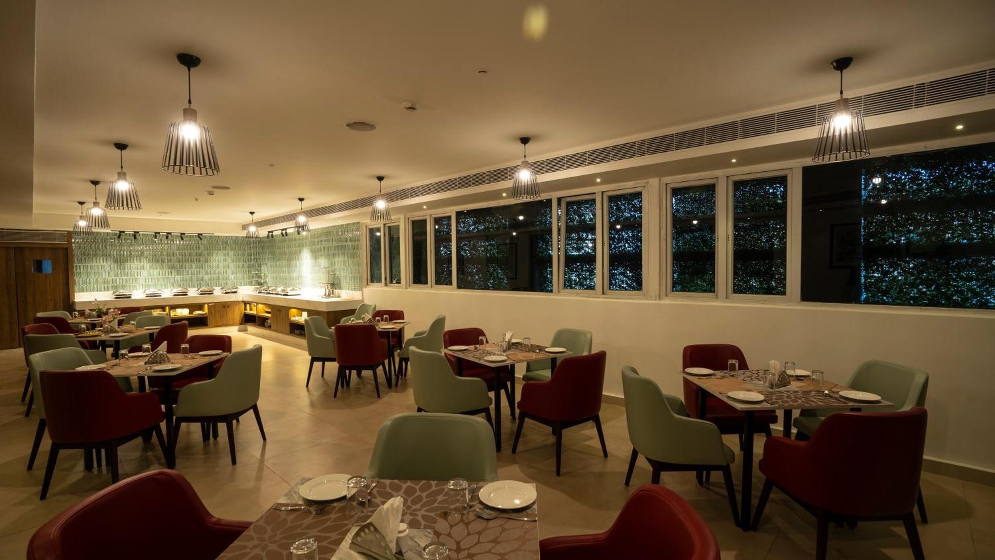 Grand Continent Secunderabad A Sarovar Portico Affiliate Hotel Exterior foto